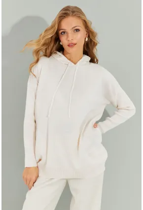 Kadın Ekru Kapüşonlu Cepli Triko Kazak YZ520