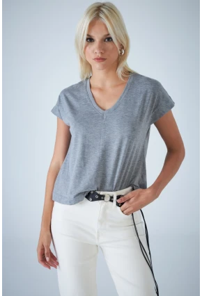 Kadın Gri V Yaka T-Shirt LPP1311