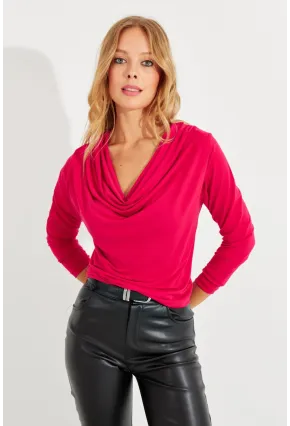 Kadın Kırmızı Degaje Yaka Bluz LPP1234