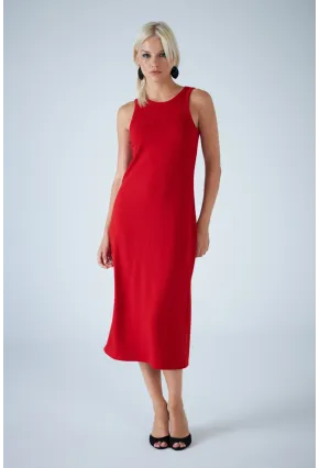 Kadın Kırmızı Kolsuz Yırtmaçlı Midi Elbise AYD418