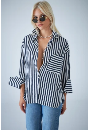 Kadın Lacivert Çizgili Cepli Gömlek ELN601