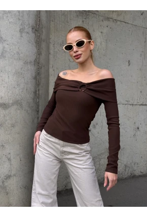 Kadın Madonna Yaka Halka Detay Bluz