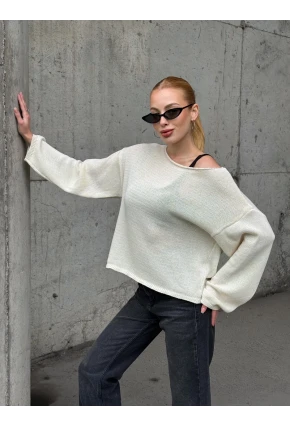 Kadın Omuz Açık Salaş Triko Kazak