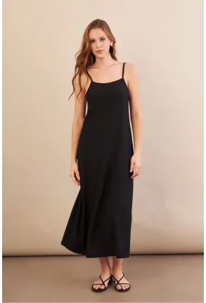 Kadın Siyah Ayarlanabilir Askılı Bürümcük Midi Elbise MX9455