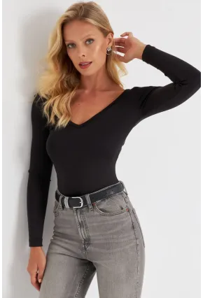 Kadın Siyah Dantel Detaylı V Yaka Bluz EY2672