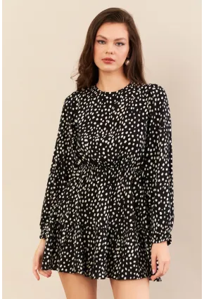 Kadın Siyah-Ekru Sırtı Açık Puantiyeli Mini Elbise BTY107