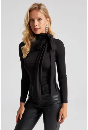 Kadın Siyah Fiyonklu Bluz EY2670