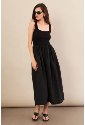 Kadın Siyah Kare Yaka Paraşüt Midi Elbise İRE1460