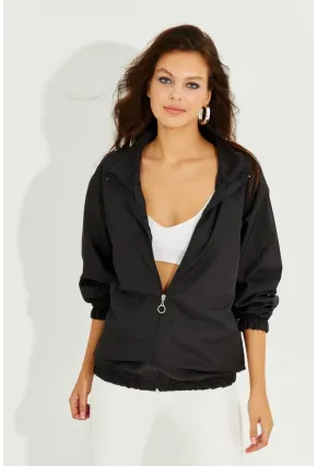 Kadın Siyah Mevsimlik İnce Yağmurluk MEN2005