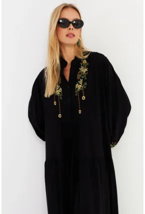 Kadın Siyah Nakışlı Volanlı Maxi Elbise MALO6