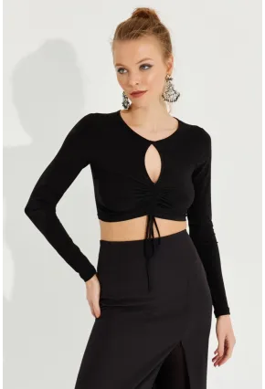 Kadın Siyah Önü Damla Büzgülü Crop Bluz AYD246