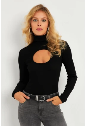 Kadın Siyah Pencereli Balıkçı Yaka Bluz COL2909