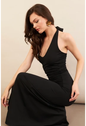 Kadın Siyah Sırtı Açık Boyun Bağlamalı Maxi Elbise DCF061