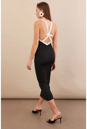 Kadın Siyah Sırtı Çapraz Askılı Midi Elbise AN8126