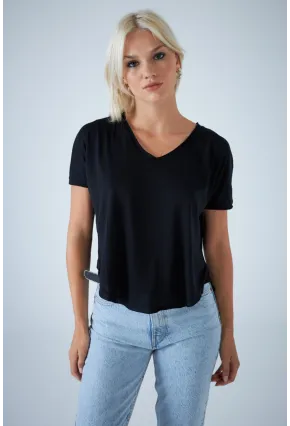 Kadın Siyah V Yaka Rahat T-Shirt LPP1312