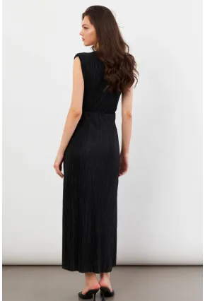 Kadın Siyah Vatkalı Pileli Astarlı Midi Elbise DMR436