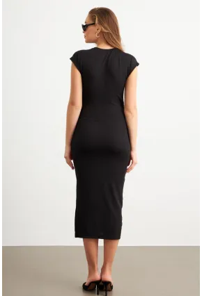 Kadın Siyah Yanları Büzgülü Midi Elbise MK35