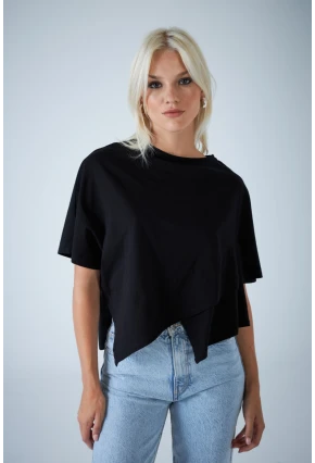 Kadın Siyah Yarasa Kol Asimetrik T-Shirt LPP1315