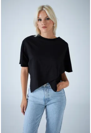 Kadın Siyah Yarasa Kol Asimetrik T-Shirt LPP1315