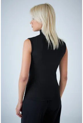 Kadın Siyah Yarım Balıkçı Tül Detaylı Bluz EY3135