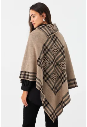 Kadın Sütlü Kahve Ekose Desenli Panço MKON101