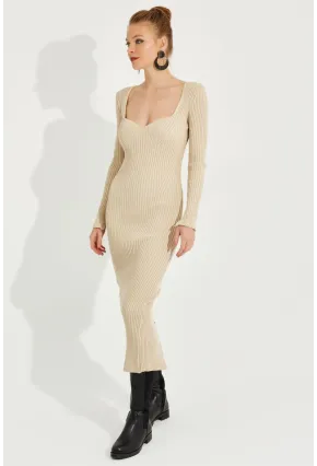 Kadın Vanilya Kalp Yaka Triko Midi Elbise YEL221385