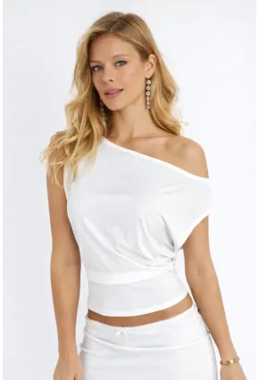 Beyaz Asimetrik Yaka Drapeli Crop Bluz