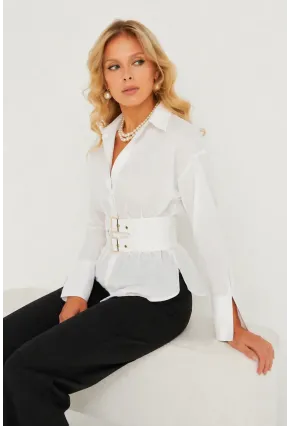 Beyaz Korseli Detaylı Şık Gömlek – Bel Vurgulu Modern Kesim