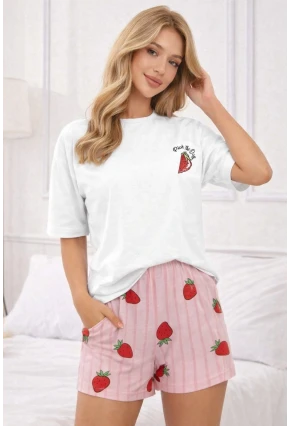Çilek Desenli Şortlu Kadın Pijama Takımı – Beyaz/Pembe