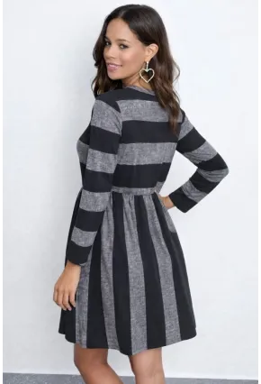Çizgi Desenli Bisiklet Yaka Uzun Kollu Günlük Elbise – Gri Siyah