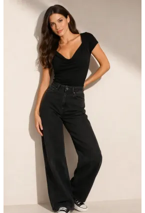 Degaje Yaka Modal Kumaş Bluz – Yumuşak Dokulu, Şık ve Rahat