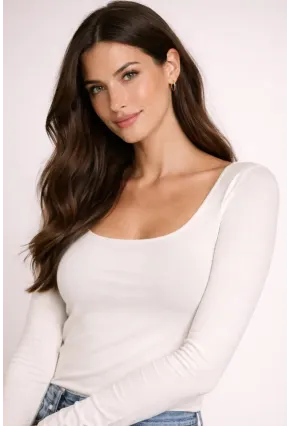 Ekru Kare Yaka Uzun Kollu Basic Bluz – Esnek Kumaş Günlük Şık Kadın Bluz