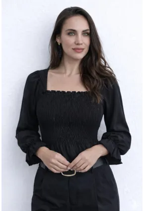 Gipeli Kare Yaka Volan Detaylı Siyah Bluz