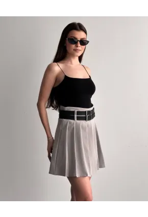 Kadın Çift Kemerli Şortlu Pileli Etek Krem