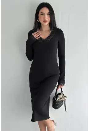 Kadın Dantel Detaylı V Yaka Elbise – Uzun Kollu Şık Günlük Elbise