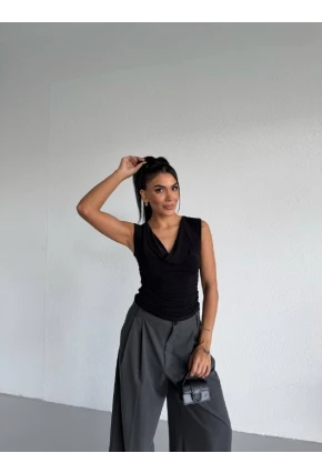 Kadın Degaje Yaka Kolsuz Bluz Siyah