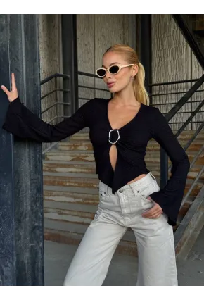 Kadın Göğüs Halka Aksesuar Detaylı Bluz