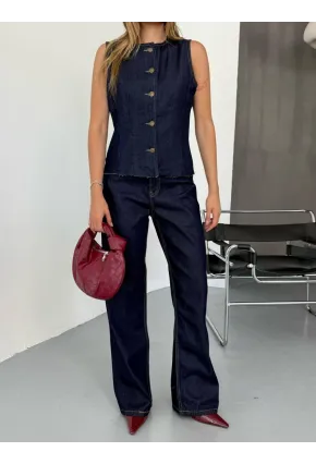 Kadın Jean Pantalon ve Kolsuz Gömlek Alt Üst Takım