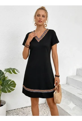 Kadın Kısa Kollu V Yaka Etnik Şerit Detaylı Viskon Elbise