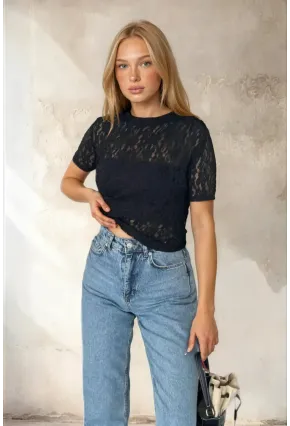 Kadın Siyah Dantel Kısa Kollu Bluz