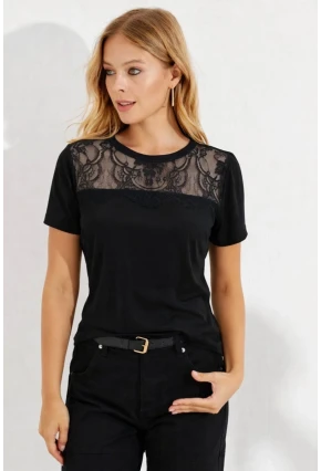 Kadın Yaka Güpür Detay Kısa Kol Viskon Bluz