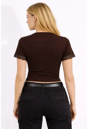 Kahverengi Dantel Detaylı Kruvaze Bağlamalı Bluz