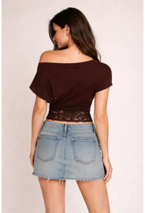 Kahverengi Tek Omuz Drapeli Dantel Detaylı Kadın Bluz