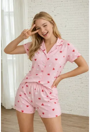 Kalp Desenli Düğmeli Şortlu Kadın Pijama Takımı – Pembe Yaka Detaylı