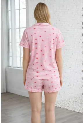 Kalp Desenli Düğmeli Şortlu Kadın Pijama Takımı – Yaka Detaylı Rahat Seri