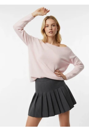 Kayık Yaka Simli Triko Kazak