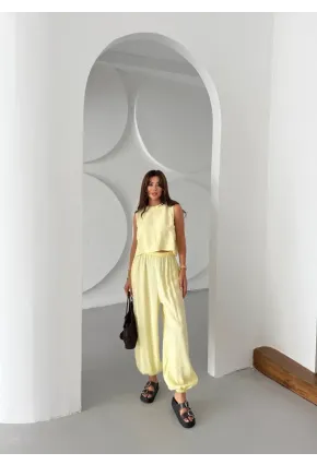 Modal Kumaş Kolsuz Bluz Şalvar Pantalon Alt Üst Takım Sarı