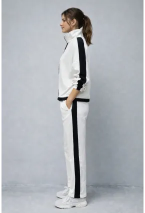 Modal Kumaş Yarım Fermuarlı Şeritli Eşofman Takımı Beyaz