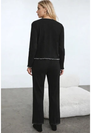 Pamuklu Dantel ve Fiyonk Detaylı Fitilli Örme Pijama Takımı