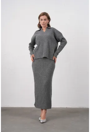Polo Yaka Yarım Pat Örgü Detay Kazak Etek İkili Triko Takım